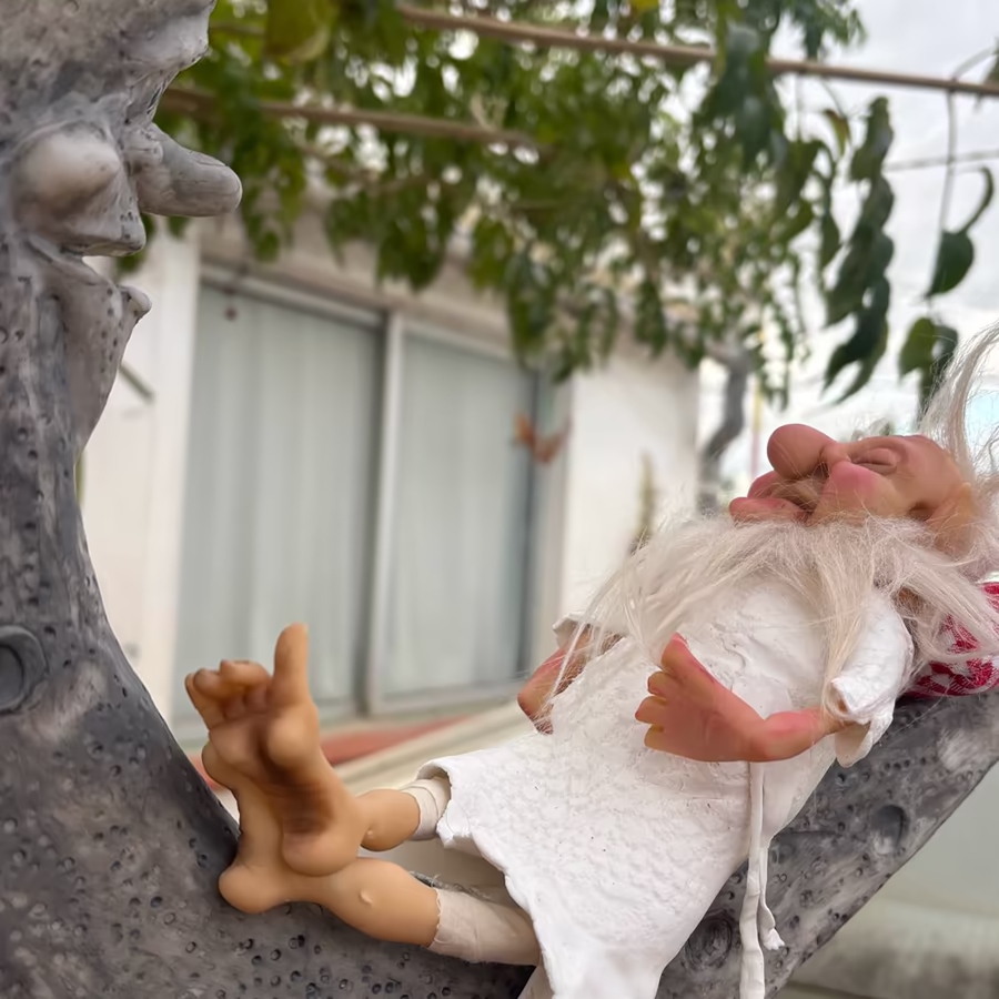 Magikitp Durmiendo En Luna Artesana