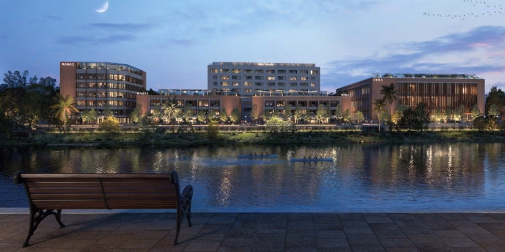 Sevilla se fabrica un puente con luz y arte